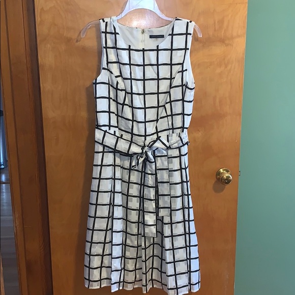 tommy hilfiger black and white dress Tommy Hilfiger Dress Women 6 Sleeveless Black White Polka Dot Fit Flare  Stretch